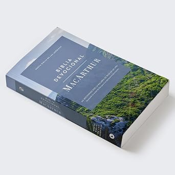 Biblia devocional MacArthur NBLA: Tapa Rustica