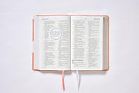 NBLA Biblia de Estudio para Jóvenes Adolescentes: Leathersoft. Color durazno. Comfort Print